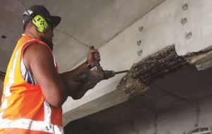 Downer-bridge-repair